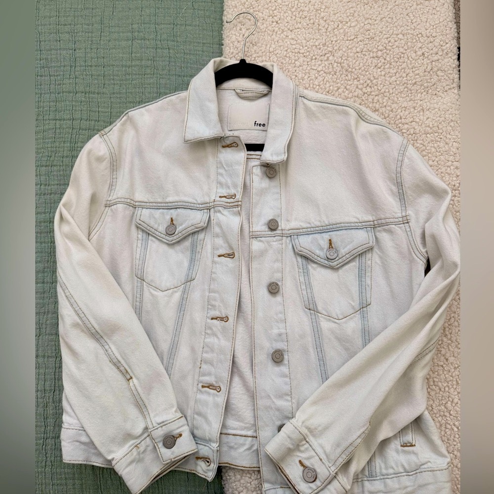 Aritzia Wilfred Free Denim Jacket